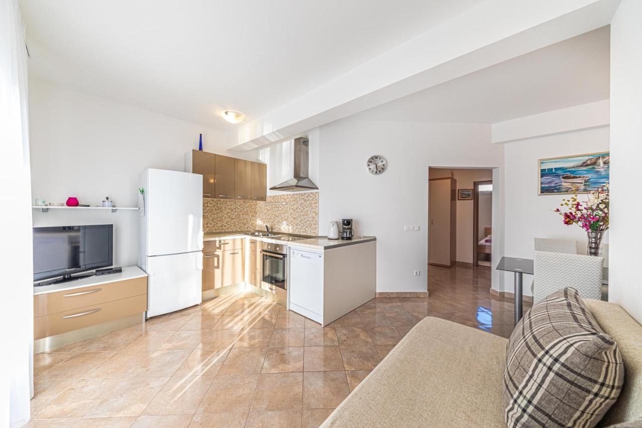 Rajcic Apartments Рогозница Экстерьер фото